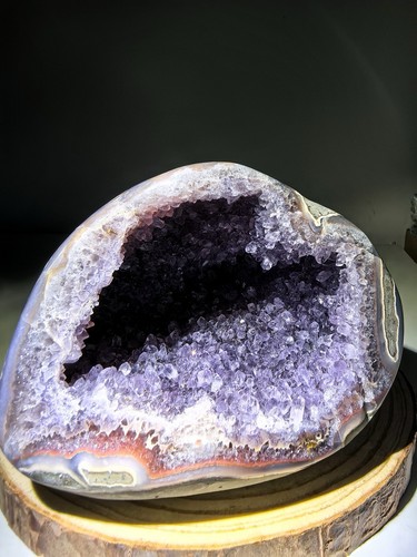 890g polished amethyst geode - 890g,