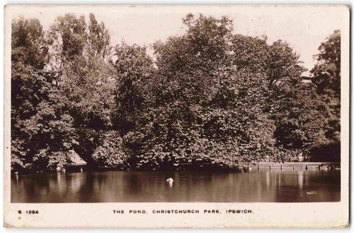 Christchurch park ipswich pond - christchurch,
