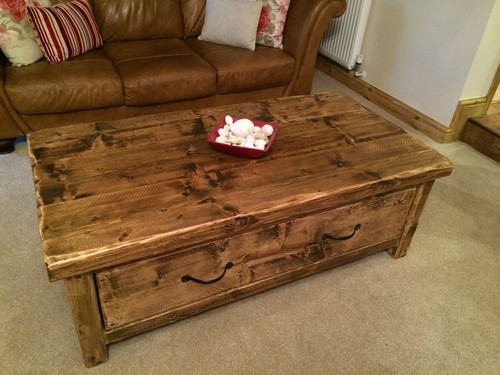 Chunky wooden coffee table - wooden,