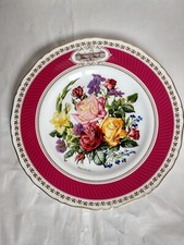 Royal Worcester plate 1982