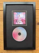 SIGNED Nicki Minaj - Pink