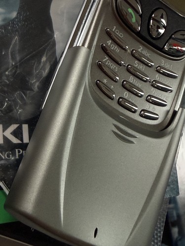 Nokia 8850 boxed with - 8850,