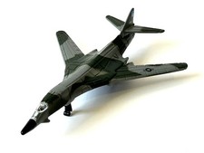 Rockwell B-1 Lancer Heavy Bomber Aircraft Model Toy Diecast Maisto 1:100 Scale
