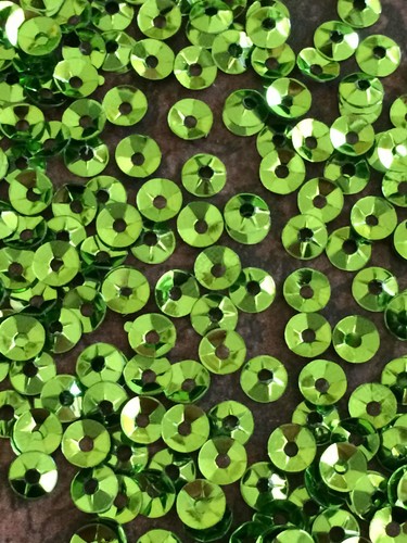 Sequins 4mm peridot citrus - sequins,