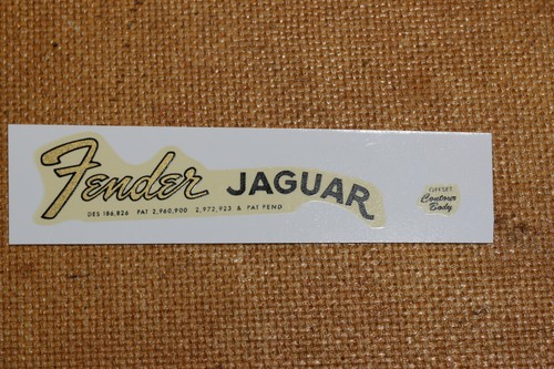 Fender jaguar pat no - 3,