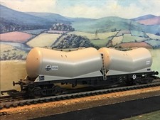 Lima JCA Bogie tank wagon. Boxed.