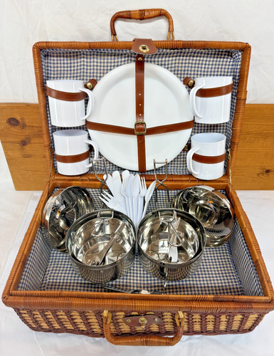 Vintage style wicker picnic - wicker,
