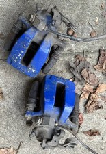Volkswagen Golf MK4 R32 OEM Rear brake Calipers, Pins & Pads. Lucas 2003
