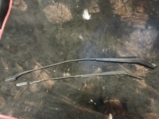 VW TOURAN / CADDY PAIR FRONT WIPER ARMS CADDY GENUINE 2K2955410B 2K2955409B