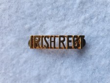 IRISH REGIMENT OF CANADA METAL SHOULDER TITLE BADGE
