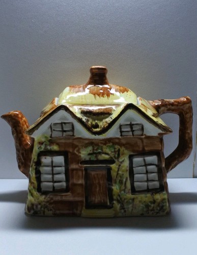 Vintage cottage ware teapot - vintage,
