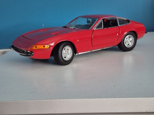 Mattel hot wheels - hot, 1:18