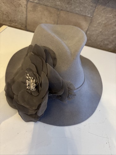 Ladies felt hat - felt,