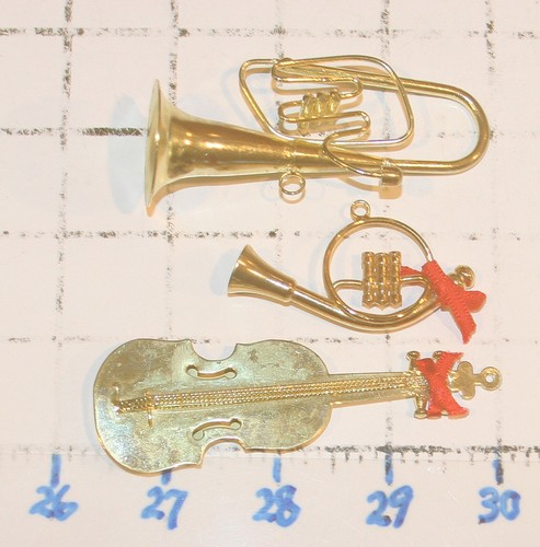 Gold metallic musical - 3,