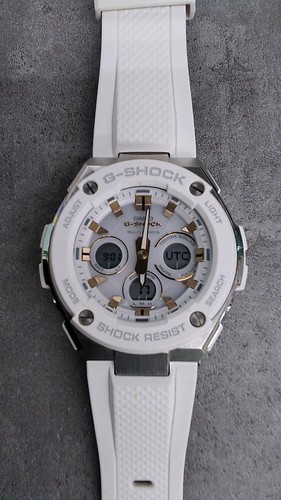 Radio solar wristwatch - radio,