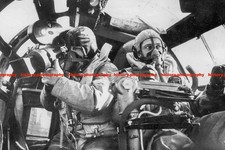 F028748 German Cameraman films