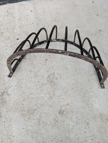 Vintage antique cast iron - /,