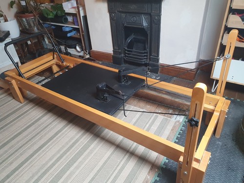Wooden pilates reformer - pilates,