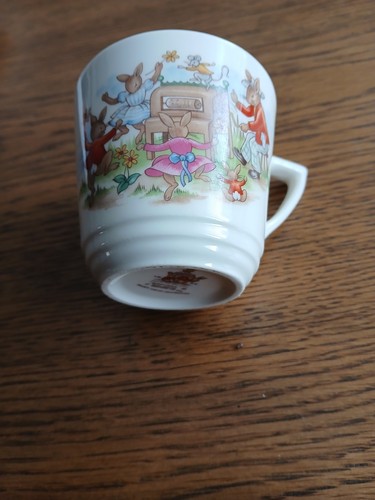 Royal doulton bunnykins - doulton,