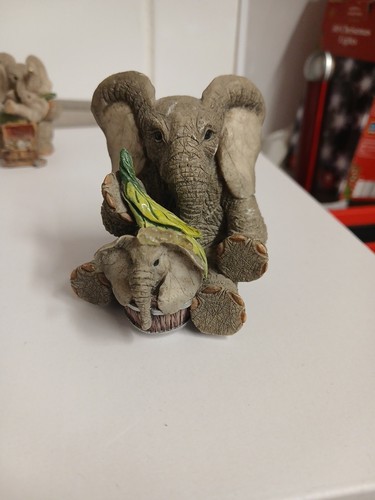 Tuskers elephant henry squeaky - henry,