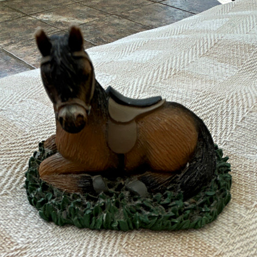 Thelwell pony lying - pony,