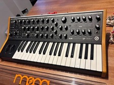 MOOG Subsequent 37 Keyboard