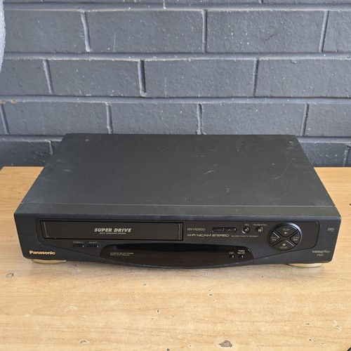 Panasonic hd600 vhs - vhs, vcr