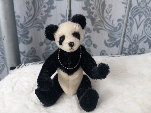Fab small panda artist - ***,