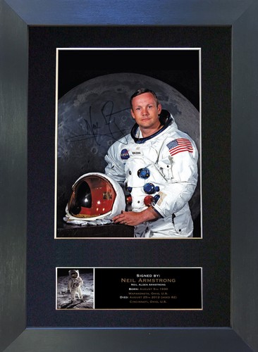 Neil armstrong signed - armstrong, mounted