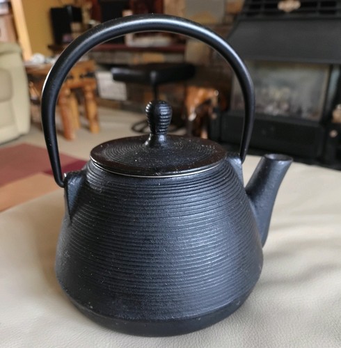 Small black cast iron japanese - black,