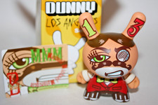 KIDROBOT DUNNY 2005 LA BULLY