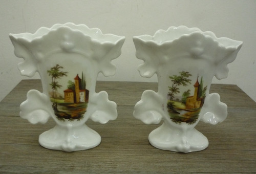 Vintage pair pretty - of,