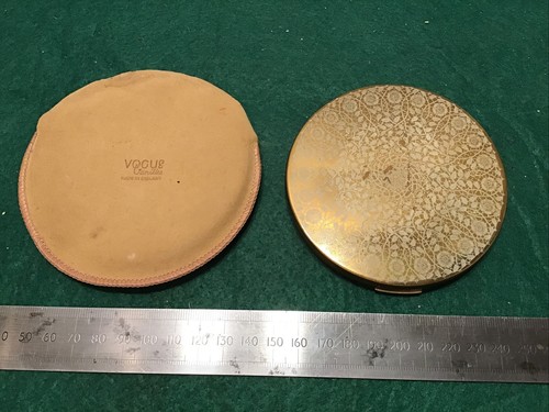 Vintage vogue vanities powder - vintage,