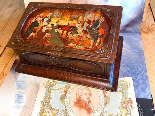 Mozart casket with original - casket,