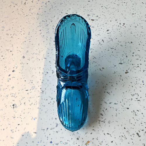 Unmarked blue glass - unmarked,