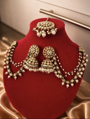 Indian bollywood jewellery set - bollywood,
