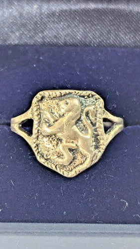 Vintage silver lion rampant - vintage,