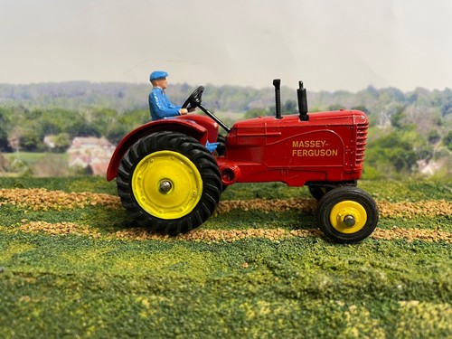 Dinky toys farm massey - toys,