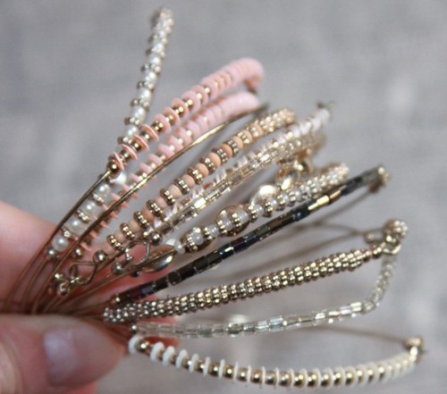 Pretty set metal and - pretty,