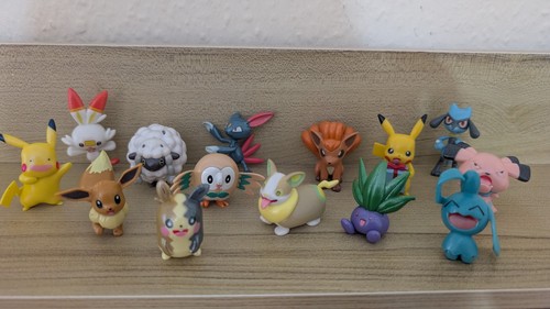 Pokemon pearlescent figures - pearlescent,