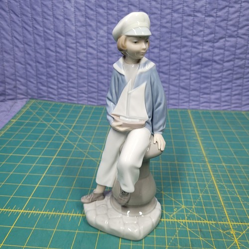 Lladro retired sailor boy - lladro,