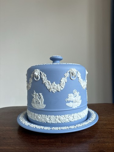 Wedgewood blue jasperware dome - wedgewood,