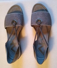 Anne Klein Size 9 Sparkly