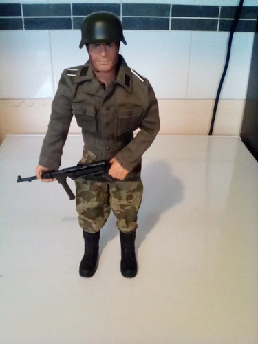 Custom made 90s action man - action,
