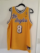 Vintage Nike Kobe Bryant #8