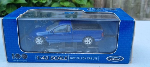 Classic carlectibles 2002 ford - classic,