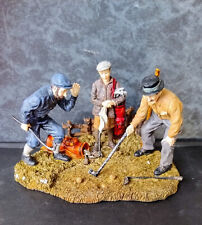 RESIN SCULPTURES GOLFING