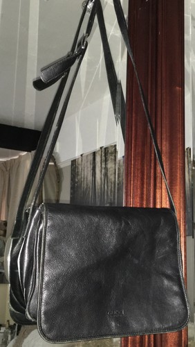 Gucci vintage black crossbody - gucci,