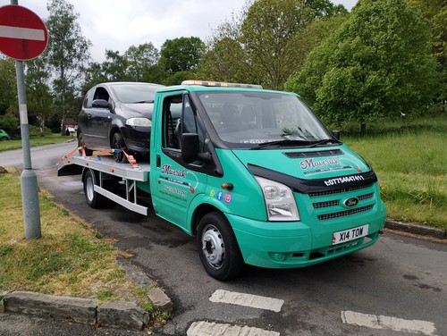 Car vehicle delivery - /,