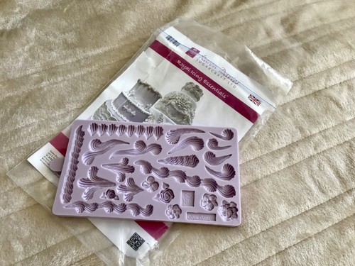 Karen davies royal icing - davies,